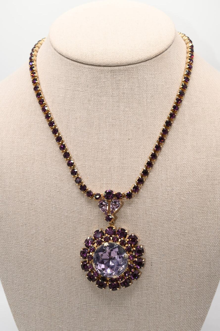 Vintage Purple Rhinestone Pendant Necklace Lavender Center 17 Inch